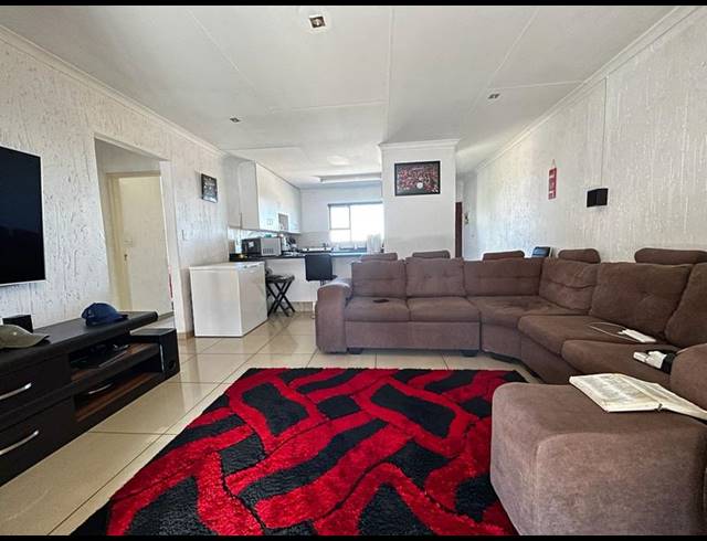 2 BEDROOM APARTMENT FOR SALE IN VORNA VALLEY